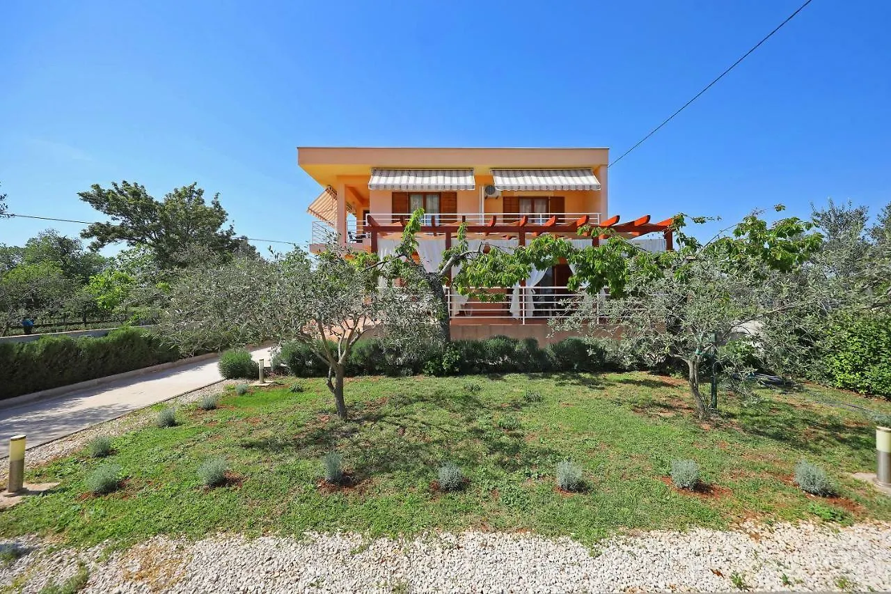 Apartments Villa Mareta Sukošan