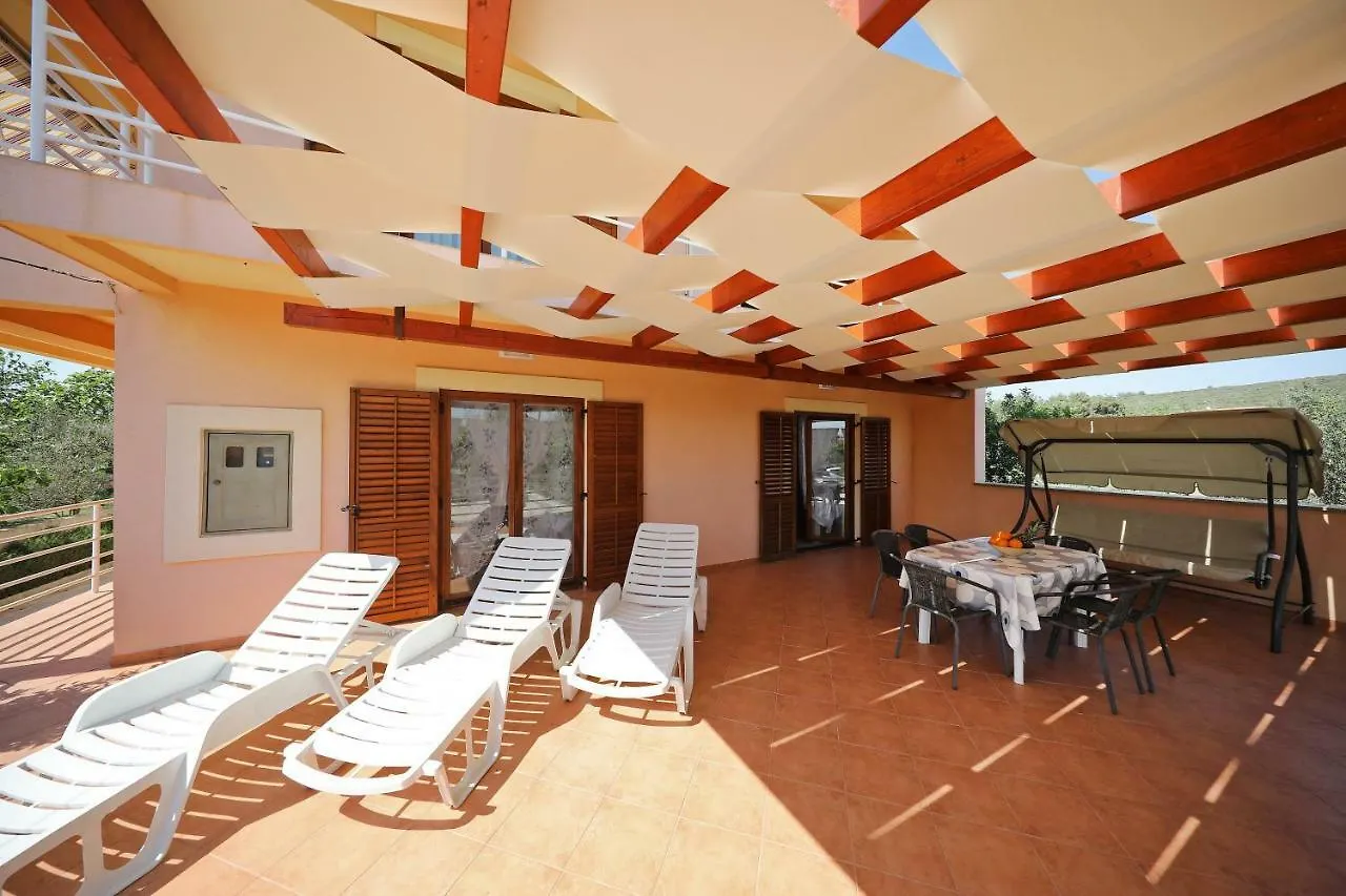 Apartments Villa Mareta Sukošan Kroatien